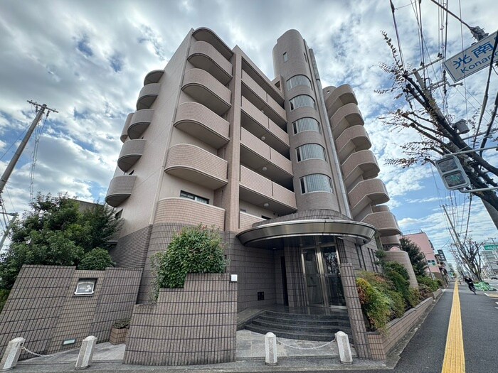 外観写真 タウンコ－ト咲佳映