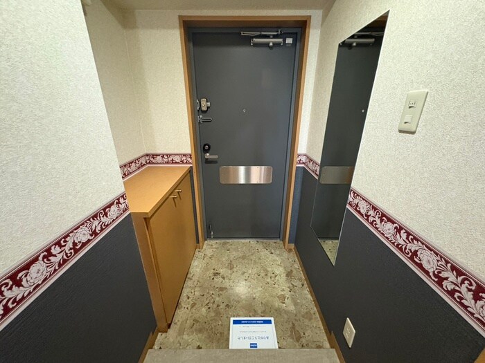 玄関 タウンコ－ト咲佳映