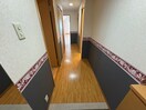 廊下 タウンコ－ト咲佳映