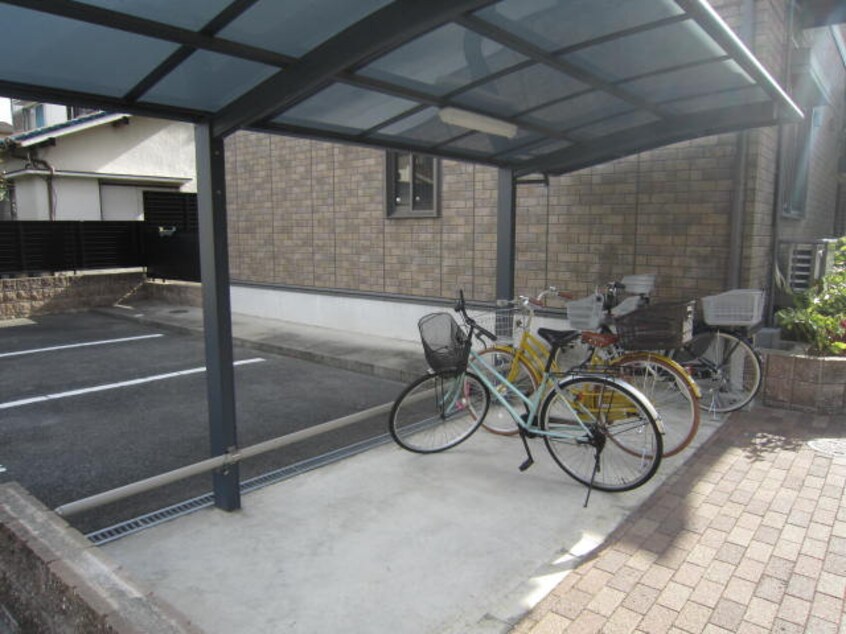 駐輪場 ヴィラ－ジュＣ棟