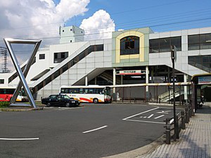 千代田駅(役所)まで1040m ファミーユ千代田