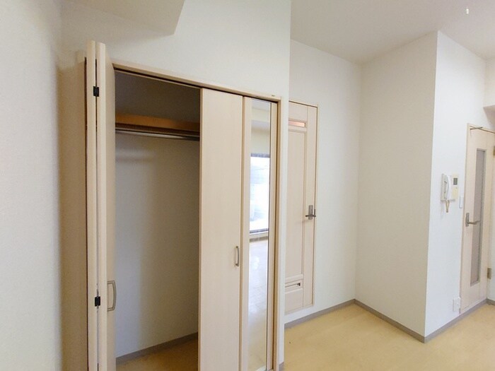 収納 カームネス祇園南