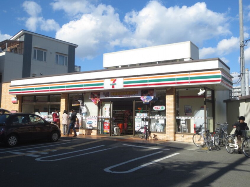 セブンイレブン尼崎園田学園前店(コンビニ)まで58m クレ・リジェ－ル