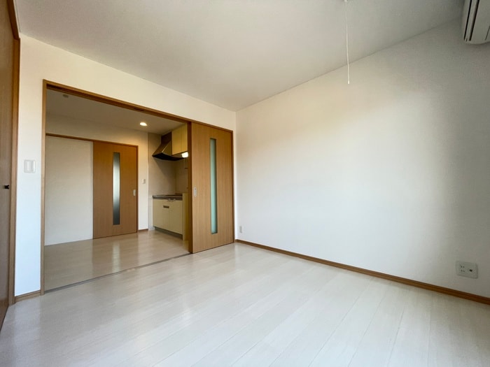 居室 エルメゾン長曽根