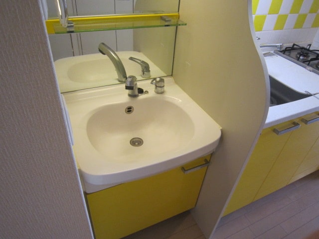 洗面 プレサンス三宮東ｱﾙﾊﾞ-ﾅ(306）