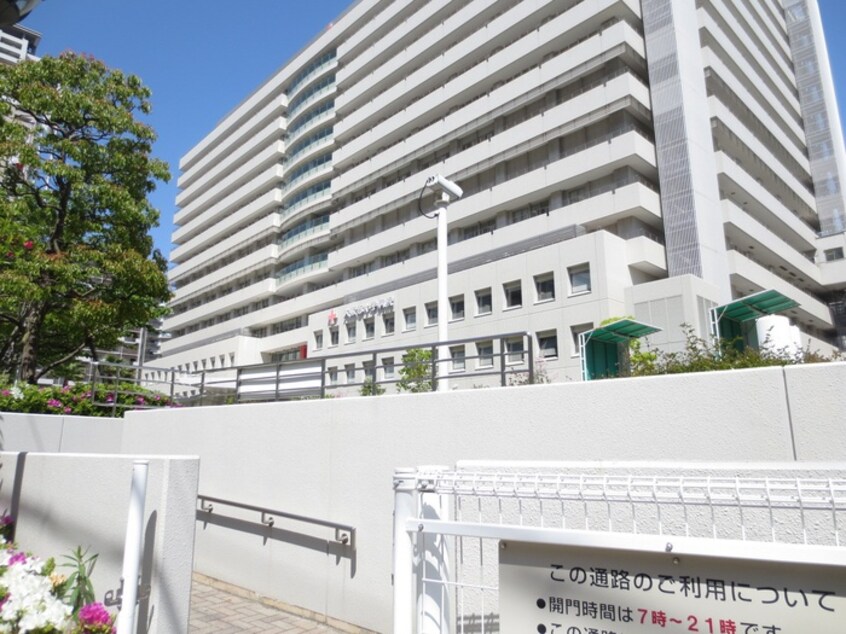 日本赤十字社 大阪赤十字病院(病院)まで650m メゾンルージュ・小橋