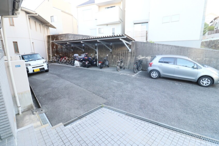 駐車場 箕面セントラルハイツ