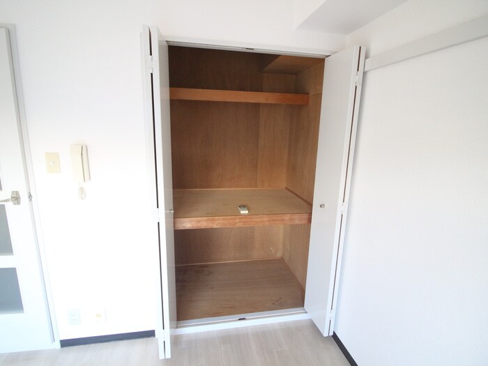 収納 箕面セントラルハイツ