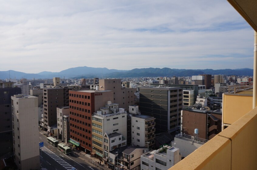 室内からの展望 ハウスセゾン四条通