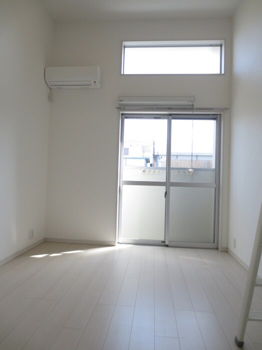 居室 アイディアル若草