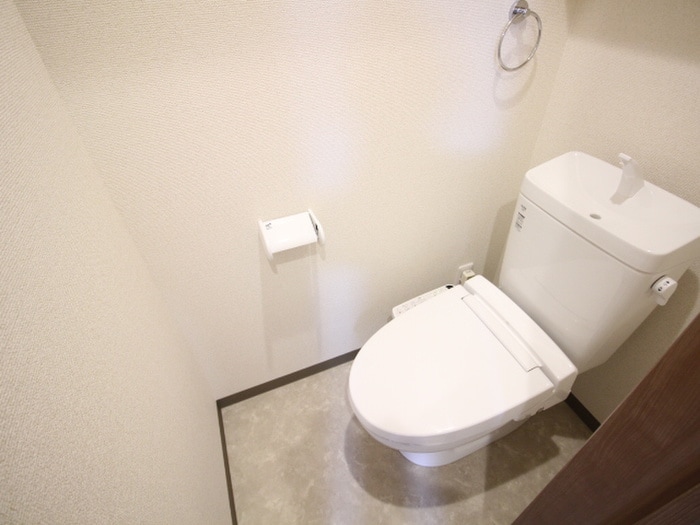 トイレ プライム日根野