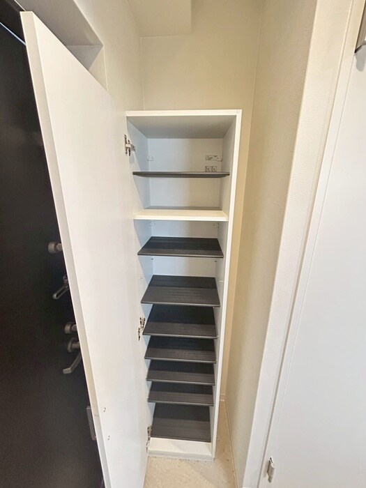 靴箱 Ｄ－Ｓｑｕａｒｅ深江本町