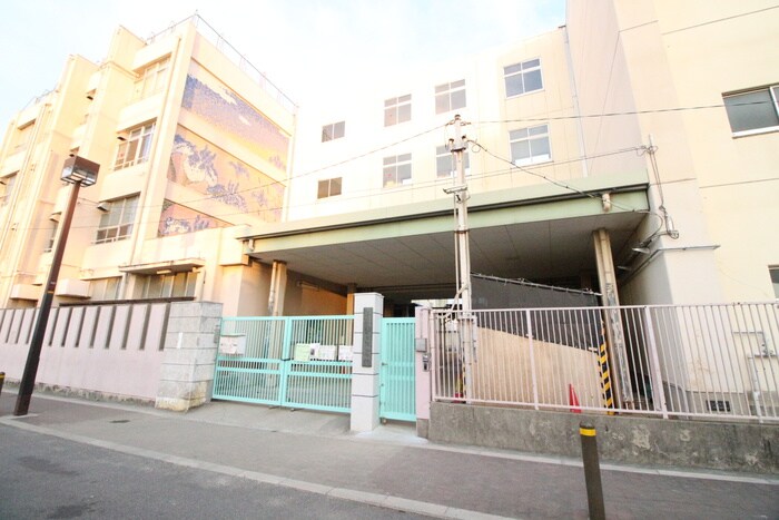 大阪市立南住吉小学校(小学校)まで400m コーポラス南住吉