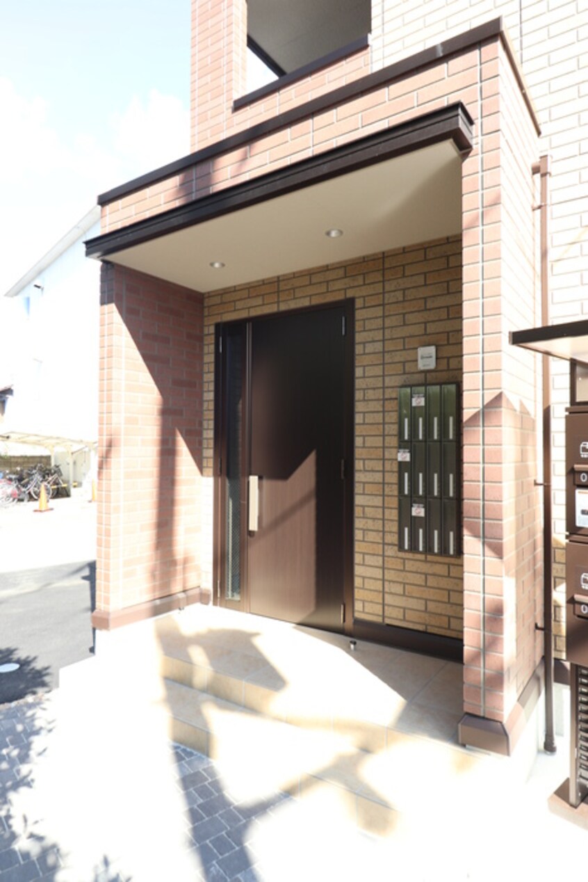 エントランス部分 リバーハイツⅢ