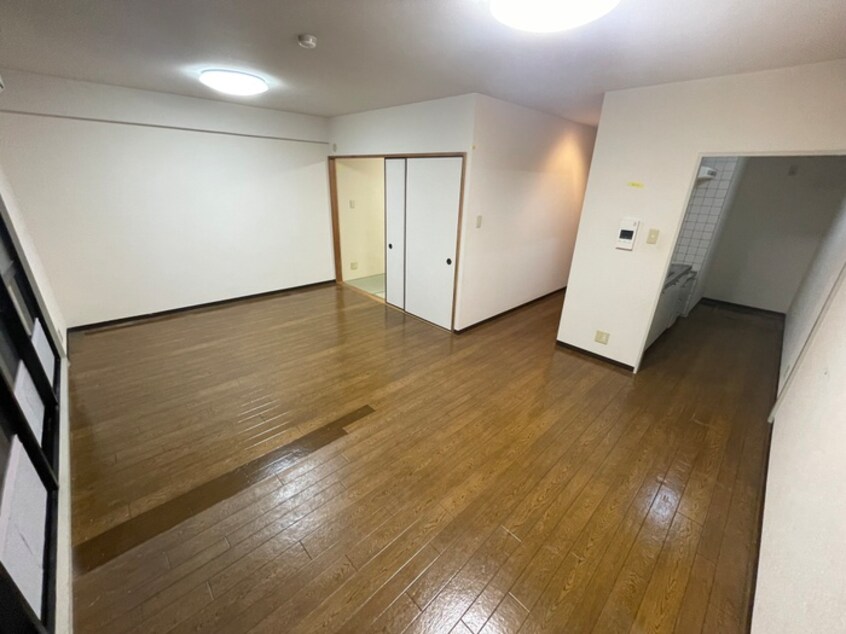 居室 クリスタルコ－ト清荒神