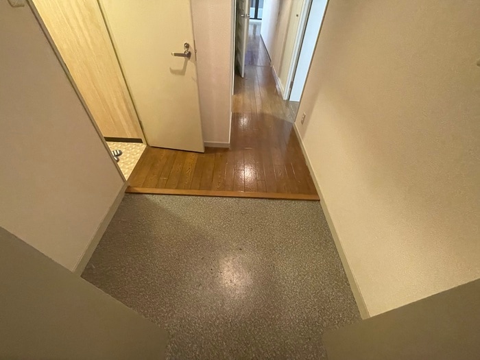 玄関 クリスタルコ－ト清荒神