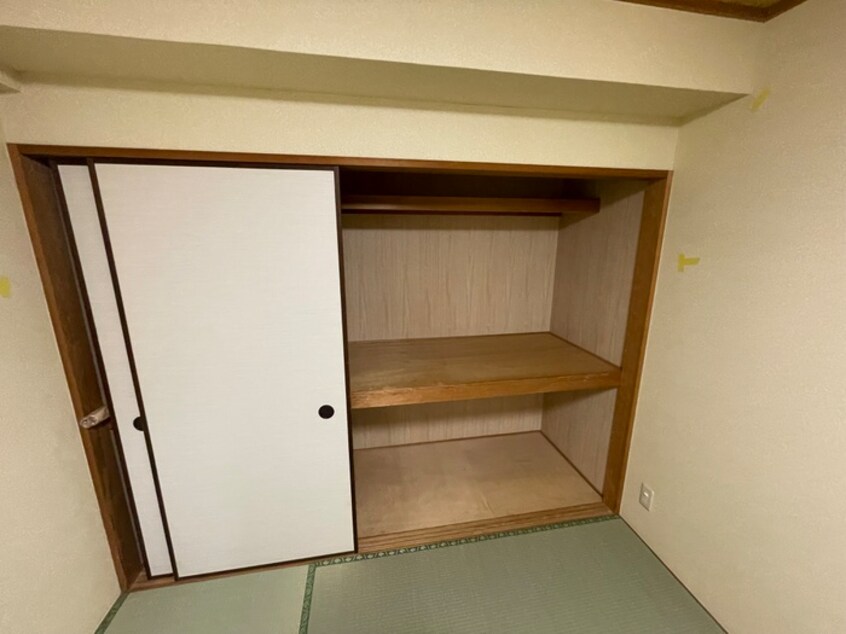 収納 クリスタルコ－ト清荒神