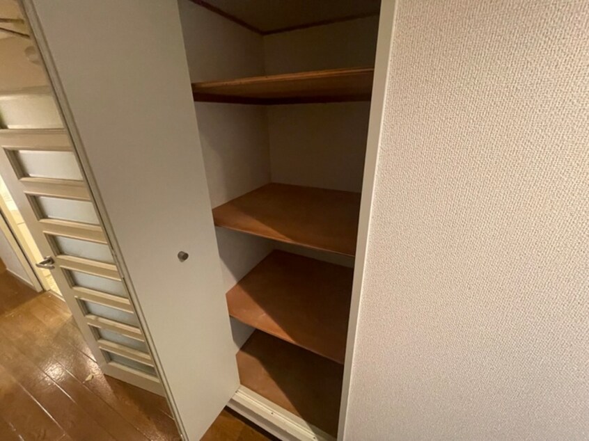 収納 クリスタルコ－ト清荒神