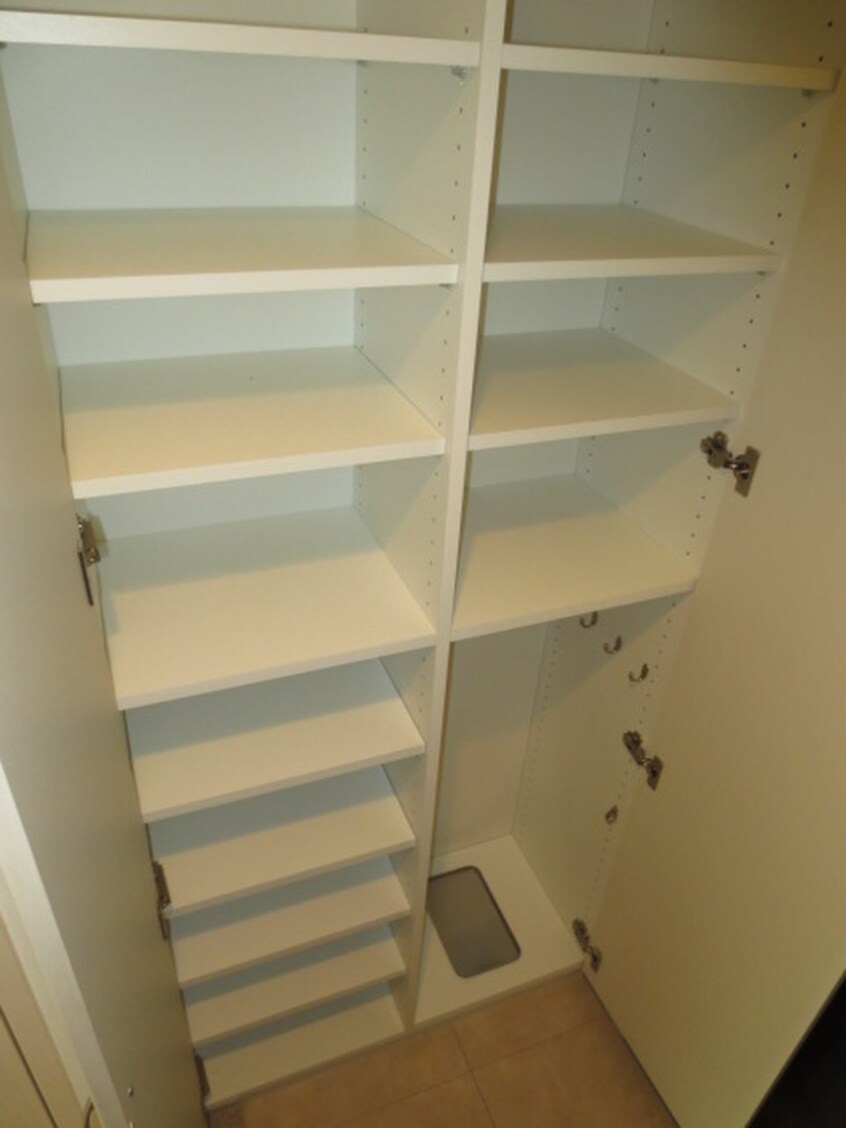 靴箱 グランル－ジュ中之島南