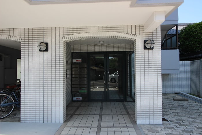 エントランス部分 ジョイフル桂