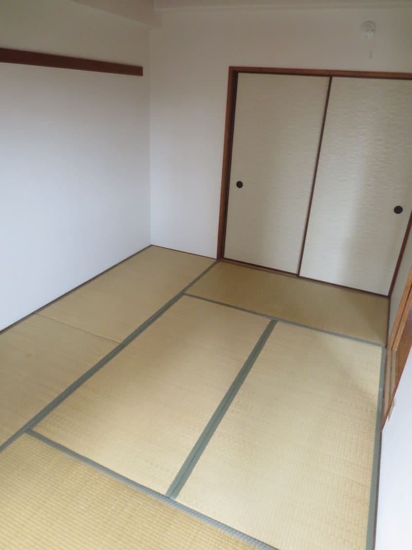 居室 ビー・フラット