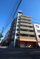 ビバリーヒルズ岸里東の外観