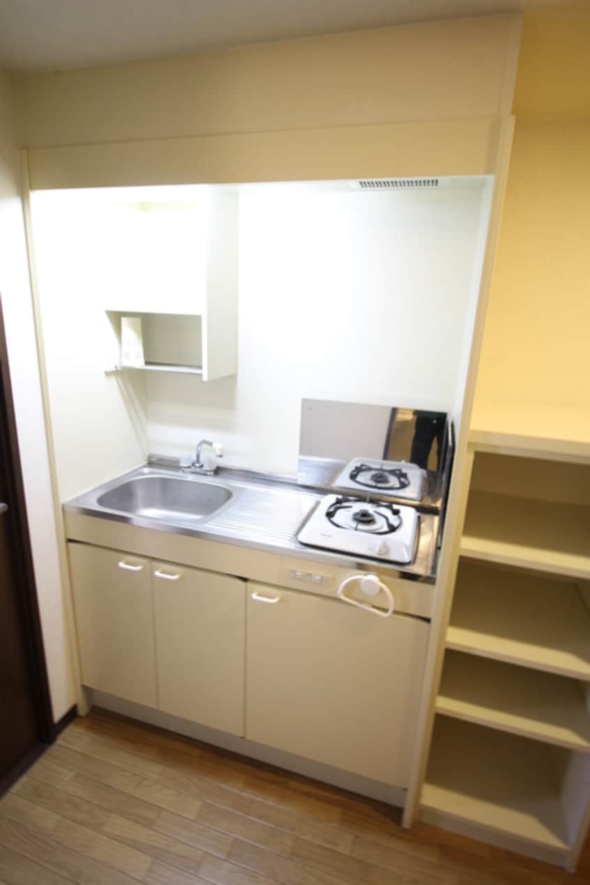 キッチン 小阪パ－ム・コ－ト