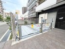 駐車場 ﾌｧｰｽﾄﾌｨｵｰﾚ江坂ﾚｶﾞﾘｽ