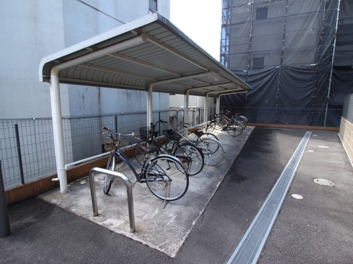 駐輪場 コゥジィ－・コ－ト