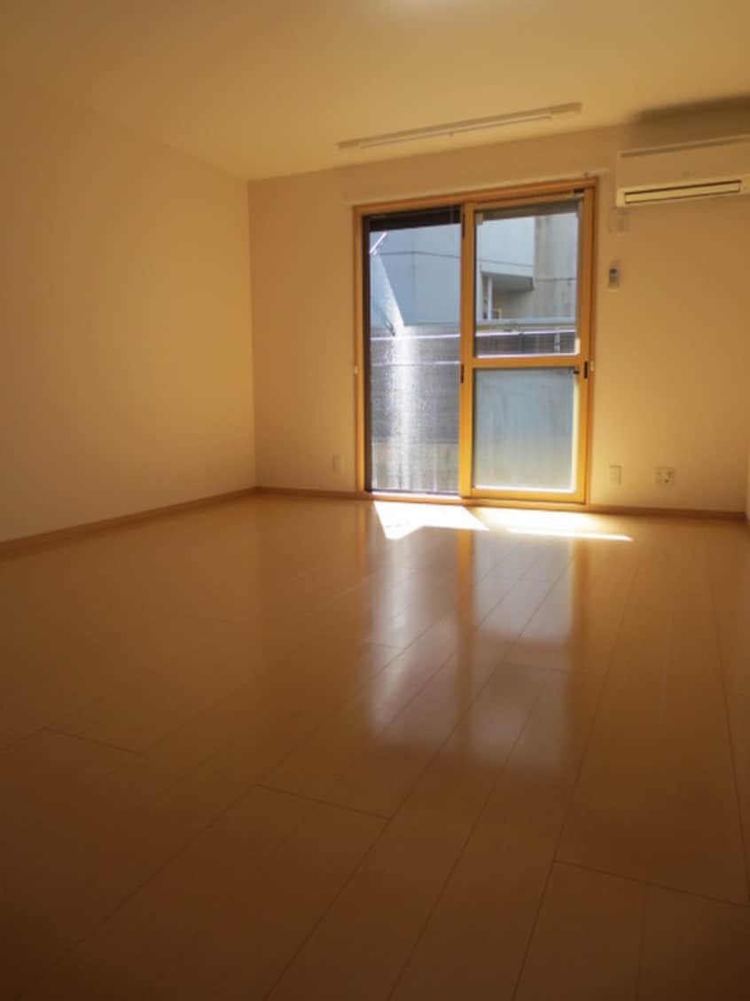 居室 コゥジィ－・コ－ト