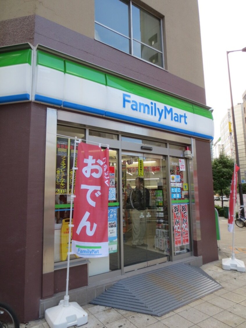 ファミマ(コンビニ)まで78m ブランズタワー南堀江(2704)