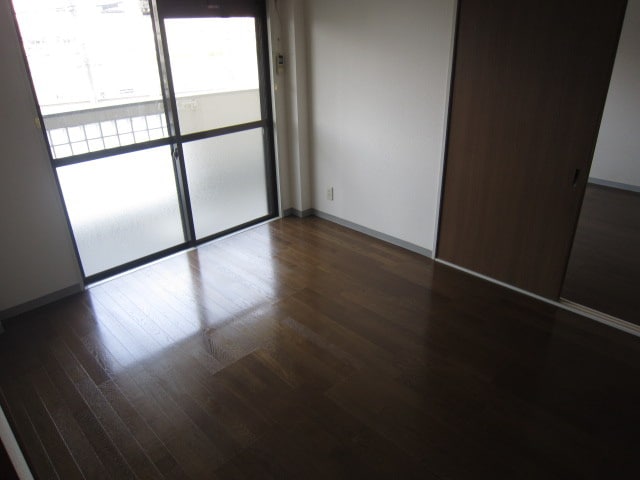 居室 ツイン西尾B