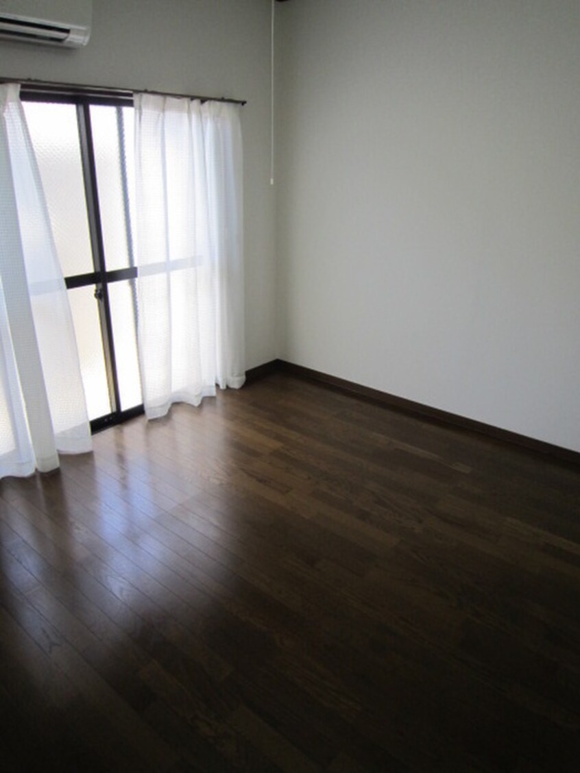 居室 ファルコン