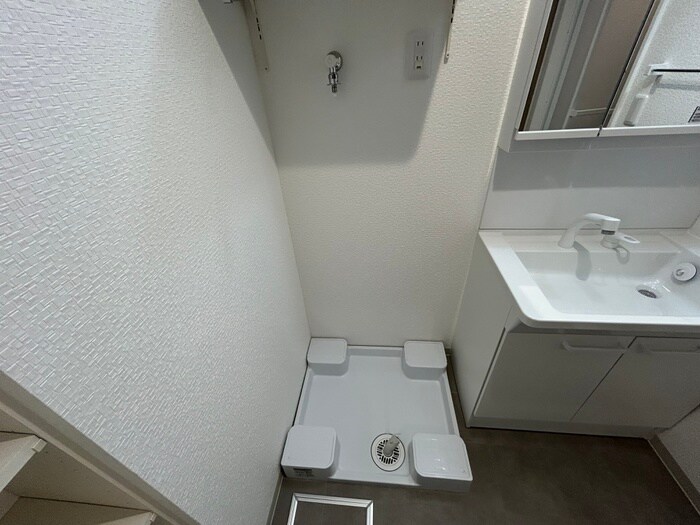 洗濯機置場 ハイタウン 御殿山東