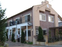 メルゾン王塚台