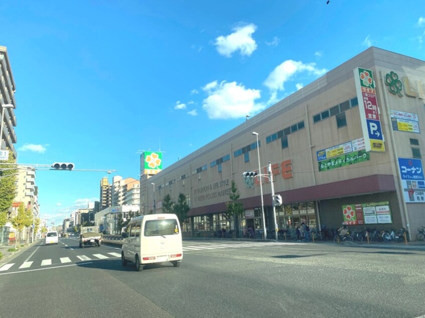 ライフ(スーパー)まで690m PRIMAVERA　MORIMINAMI