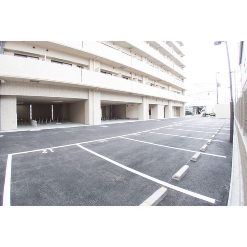 駐車場 ソルテラスOSAKAEASTGATE(906)