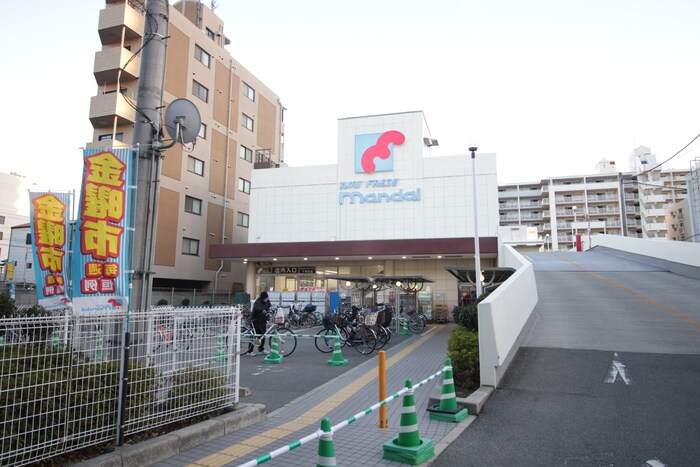 万代(スーパー)まで550m リアコート下新庄