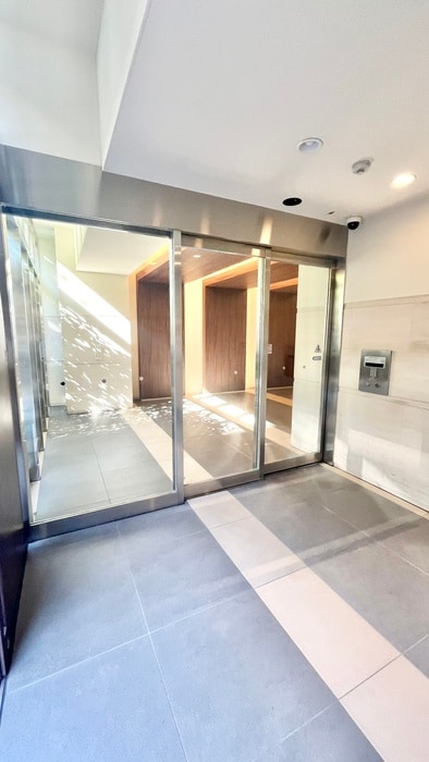 エントランス部分 エステムプラザ梅田（703）