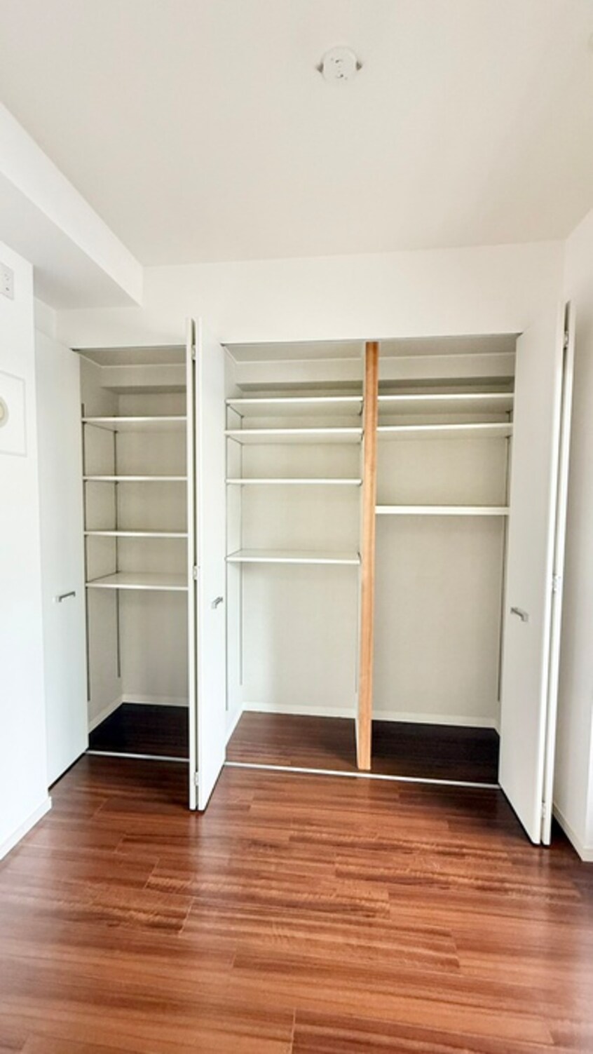 収納 エステムプラザ梅田（703）