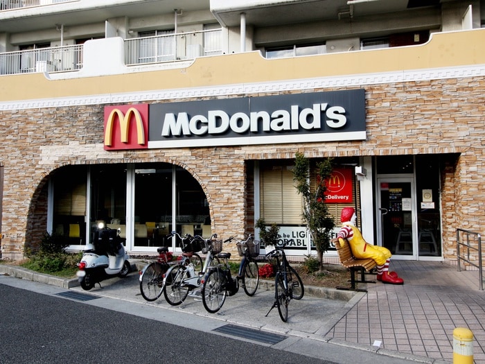 マクドナルド176北豊中店(ファストフード)まで130m フュ－ジョンコ－ト豊中千里園