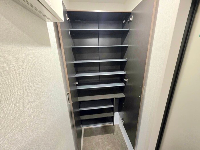 靴箱 Pista神戸板宿