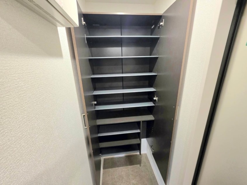 靴箱 Pista神戸板宿