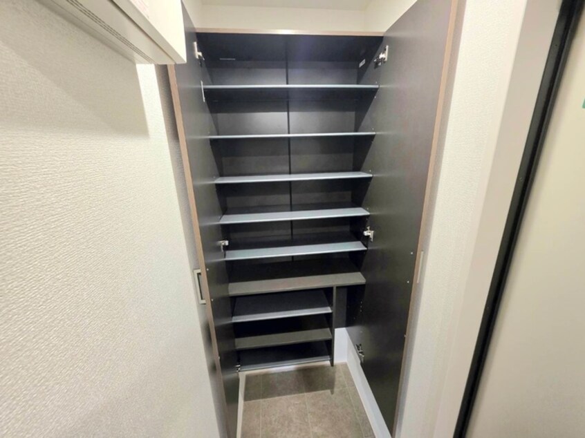 靴箱 Pista神戸板宿