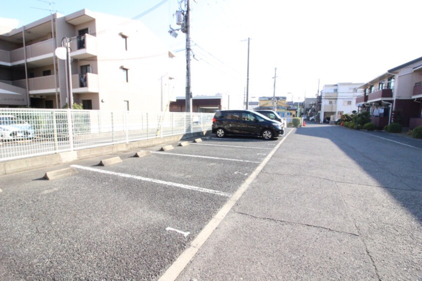 駐車場 フレンドコーポＢ