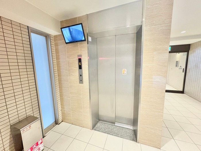 エントランス部分 アルデ－ルトモ北堀江