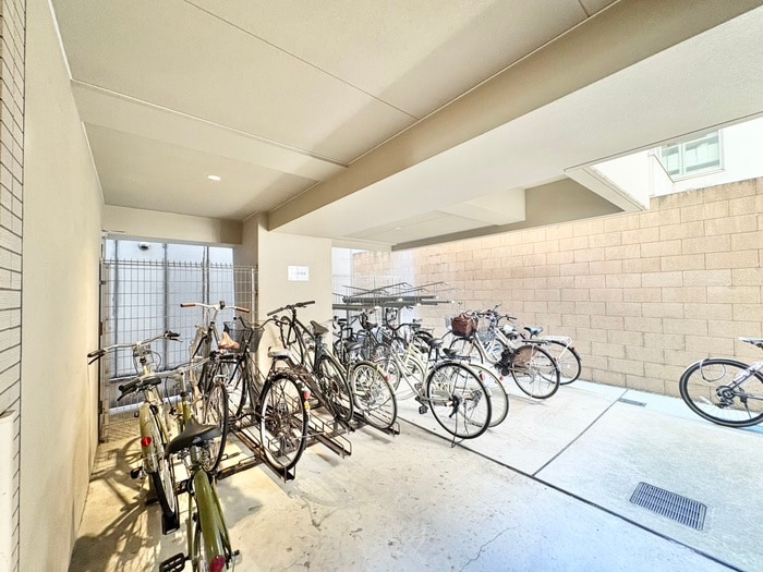 駐輪場 アルデ－ルトモ北堀江