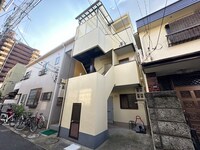 パインツリーハウス