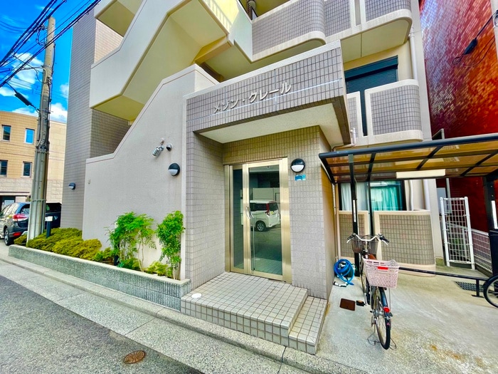 エントランス部分 メゾン・クレール