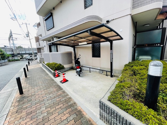 駐輪場 メゾン・クレール